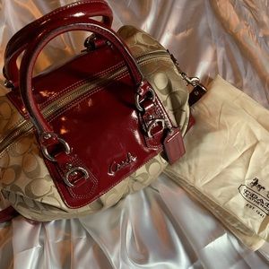 ASHLEY CANVAS SIGNATURE COACH - LIKE NEW!!!